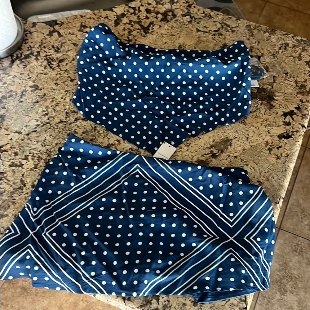 Abercrombie & Fitch Blue Strapless Polka Dot Dress